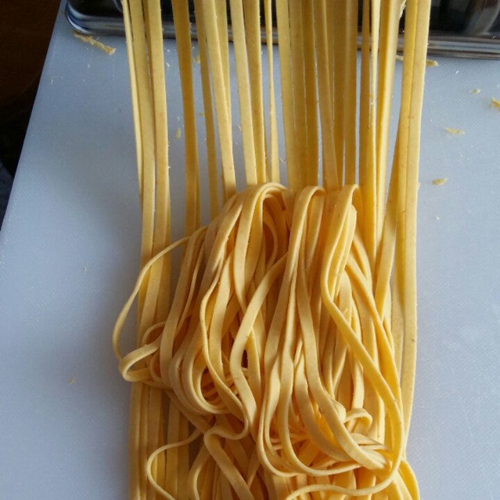 自制纯天然蔬菜汁彩色面条