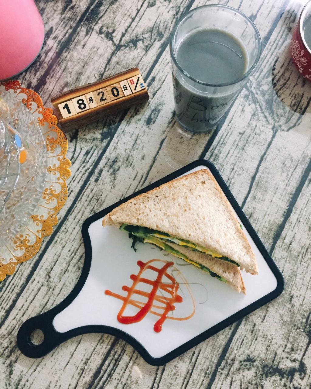 火腿芝士蛋三文治