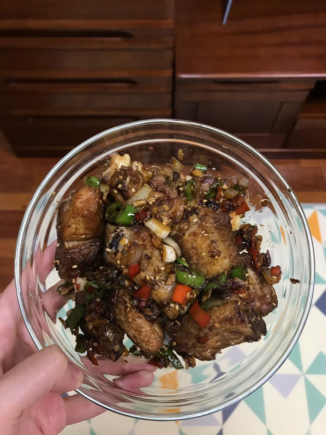 连骨头都不想放过❗蒜香孜然排骨yyds❗