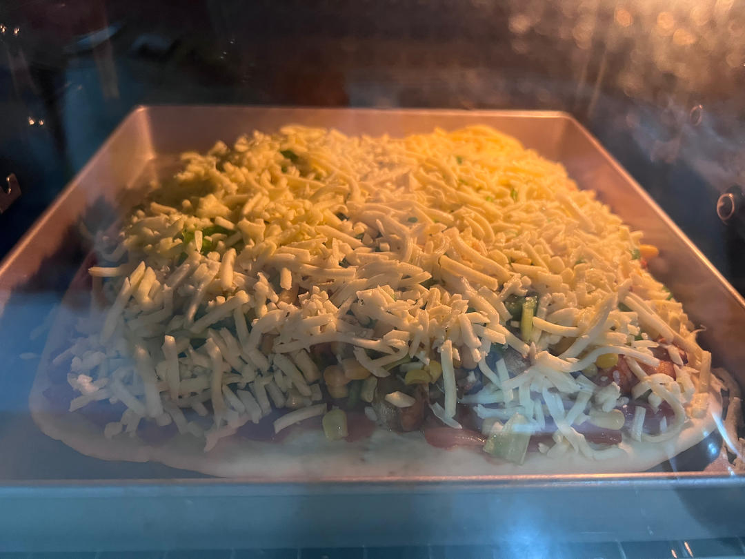 8寸纯手工什锦披萨