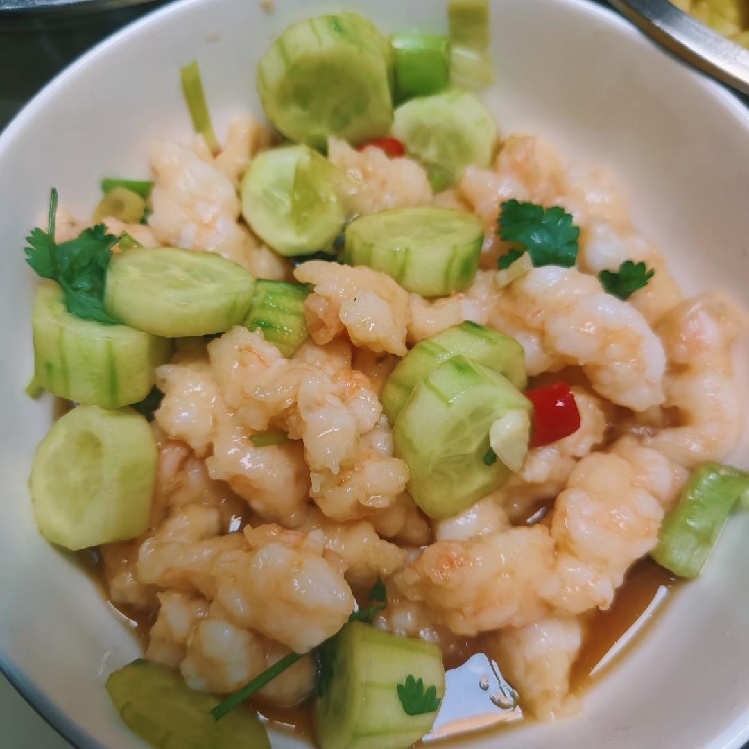 黄瓜凉拌虾滑