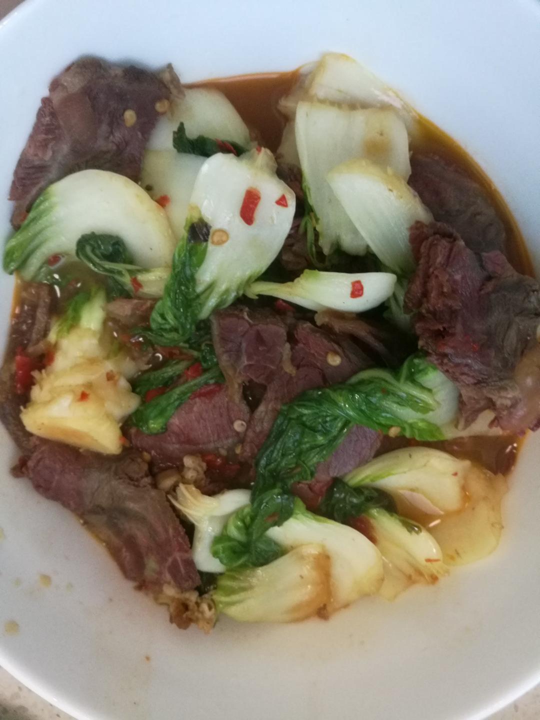 青菜烩牛肉