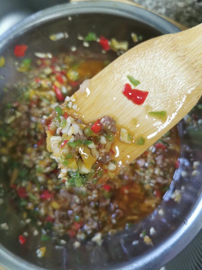 辣椒肉酱🍯的做法