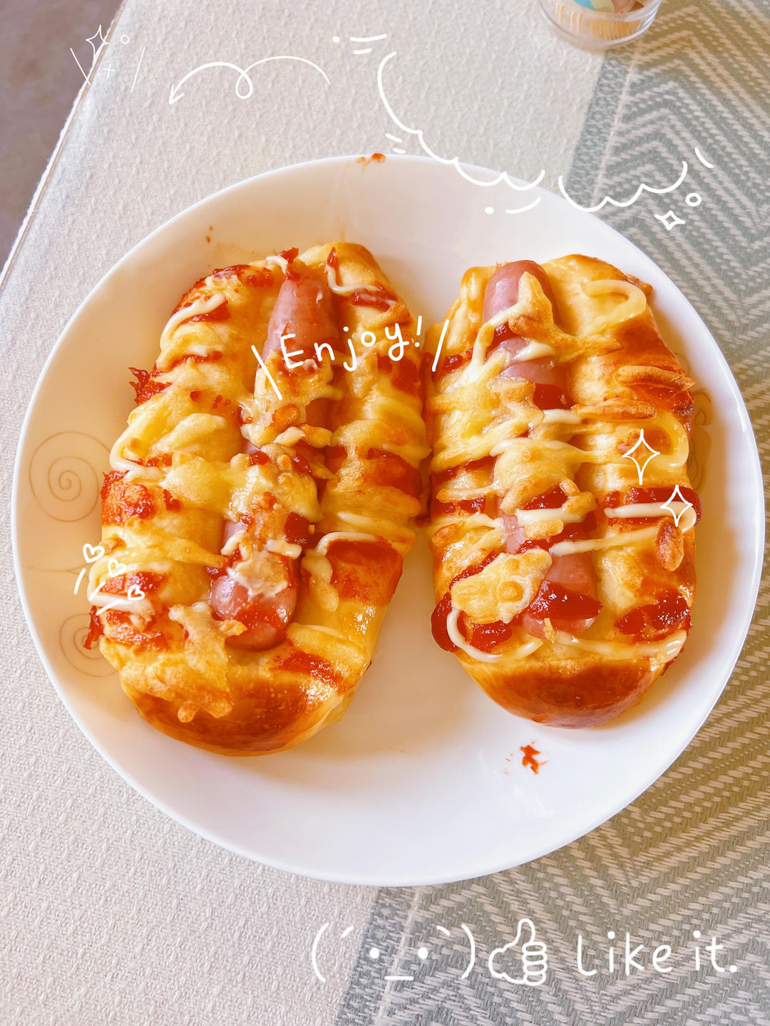 一个面团撑起一家店的台式面包—香肠面包