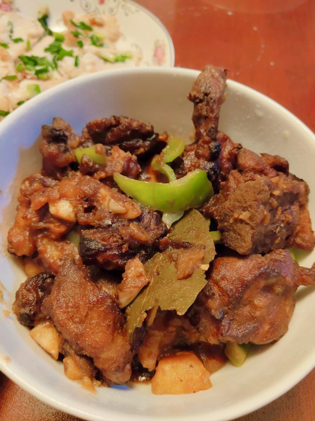 🥔土豆烧排骨，家常烧排骨