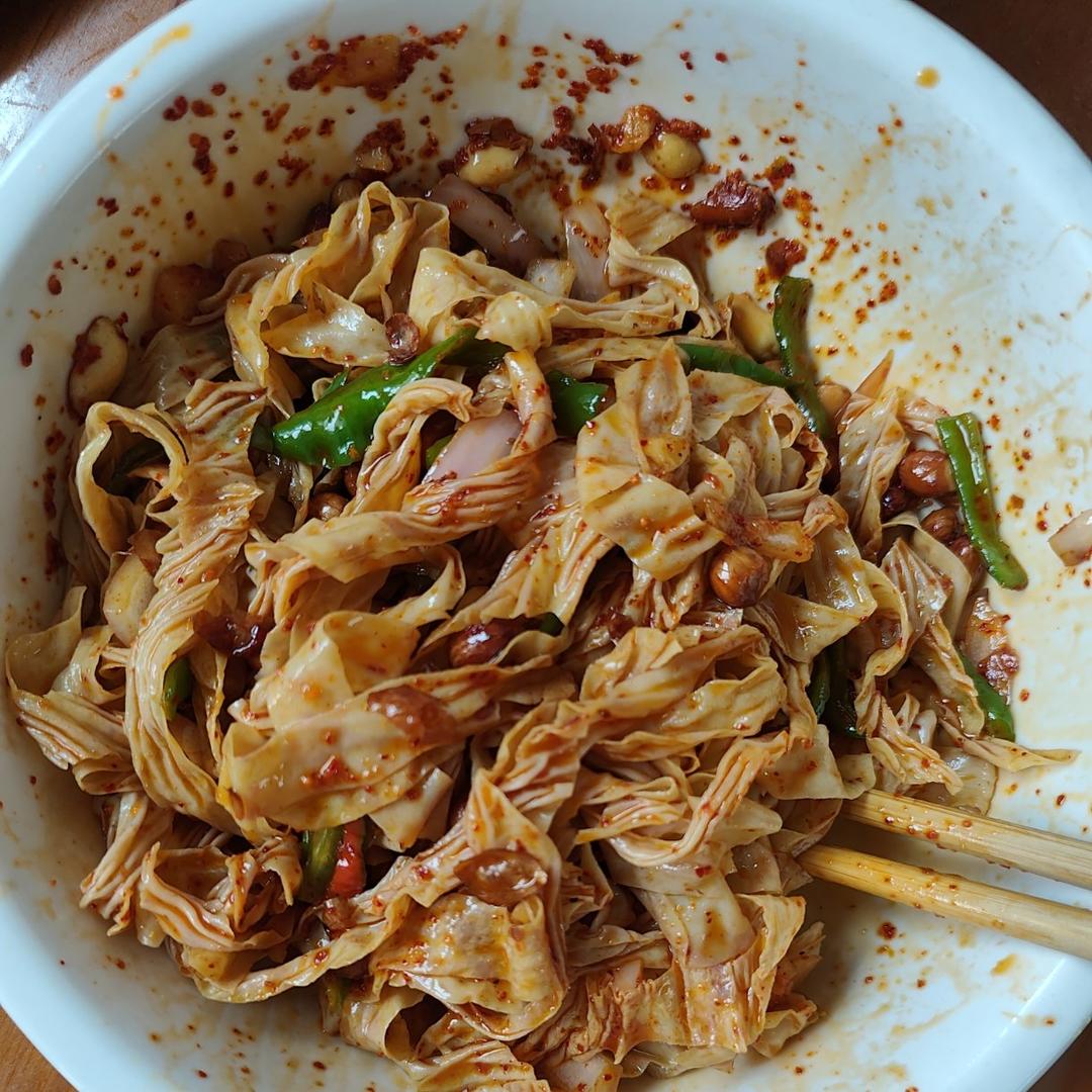 凉拌油豆皮