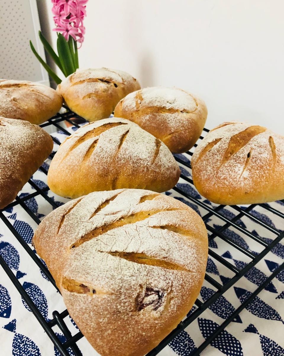 全麦蔓越莓乳酪软欧（附法国老面配方）