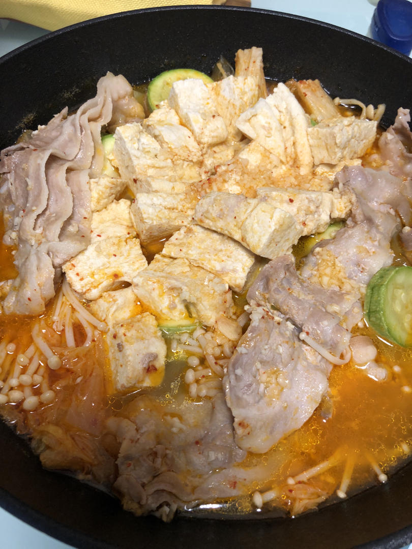 一次能泡一锅米饭的辣白菜汤