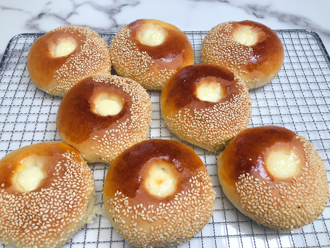 日式芝麻红豆包｜香甜柔软