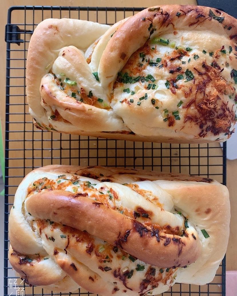 香葱肉松手撕吐司