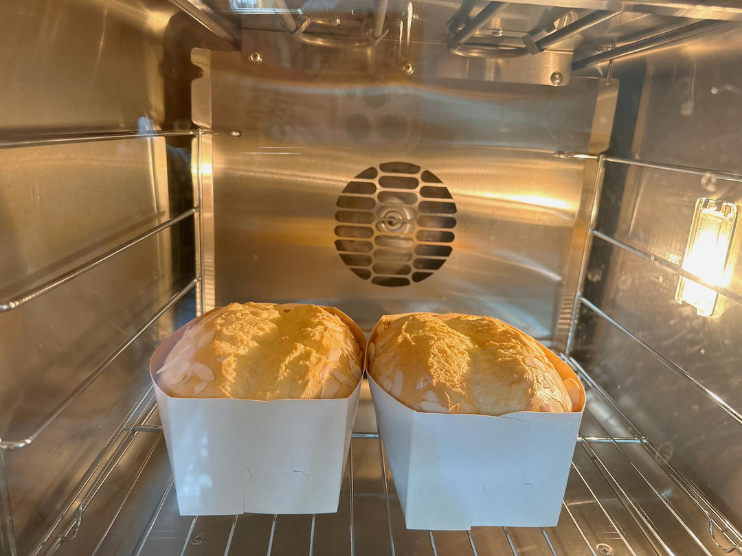 火爆全网的金枕蛋糕