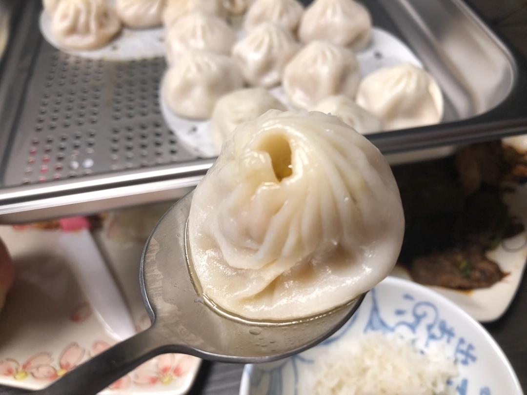 汤汁超多的灌汤包～～附超详细超好的皮冻制作方法