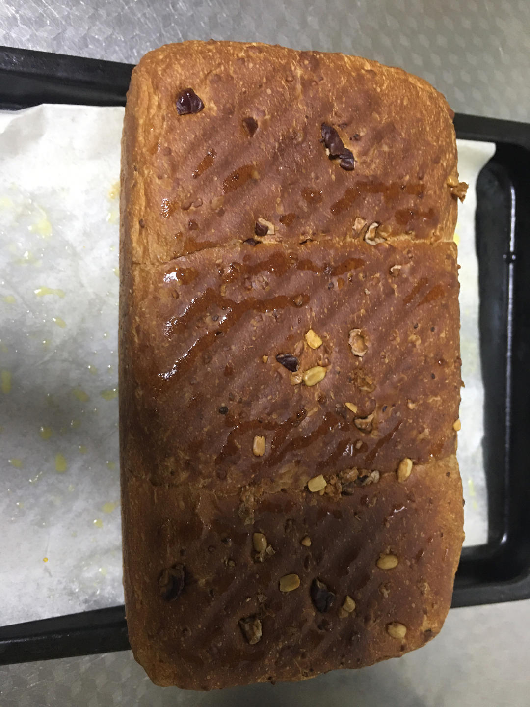柔软拉丝的100%全麦麦片吐司（一次发酵）