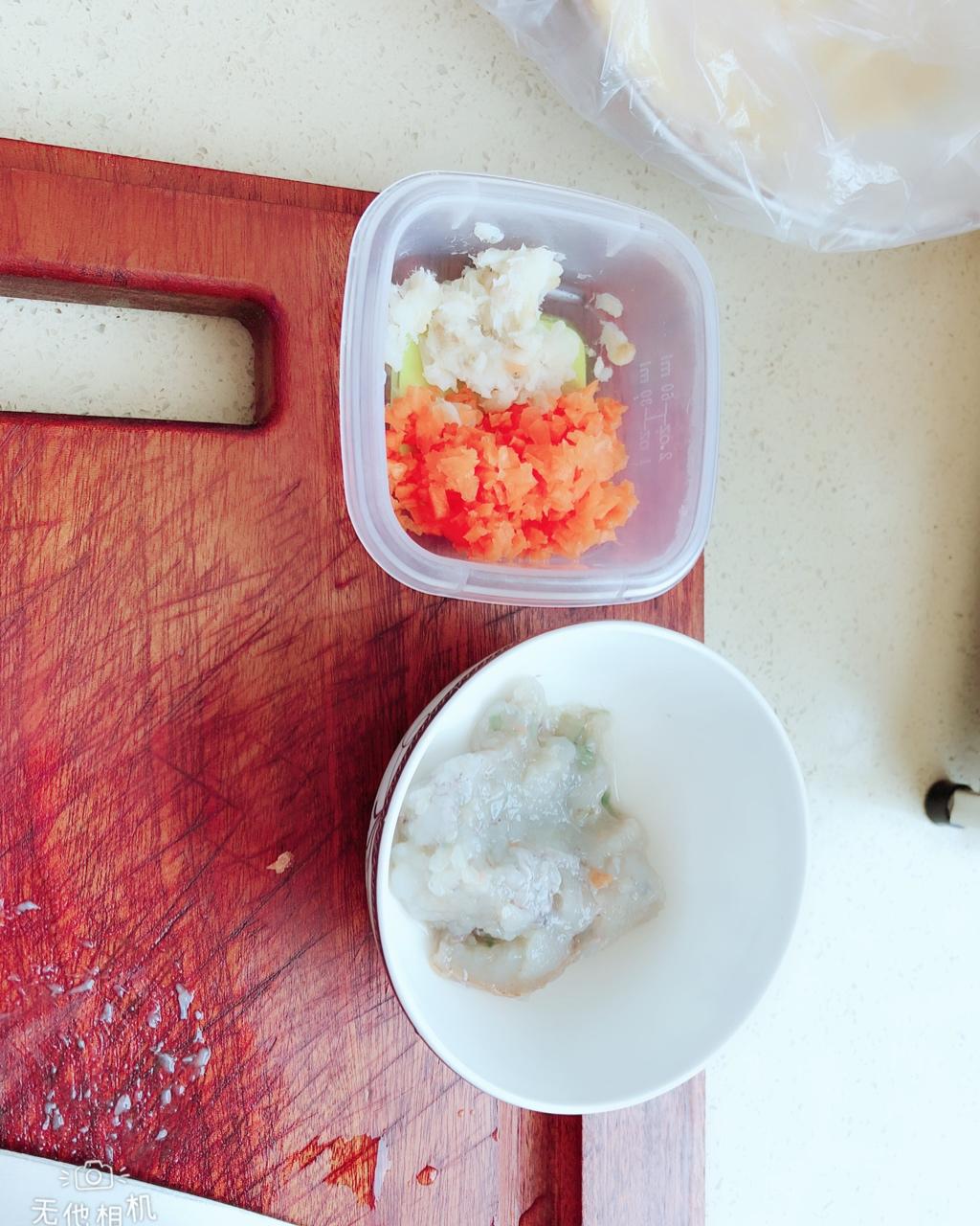 婴儿辅食-胡萝卜虾饼