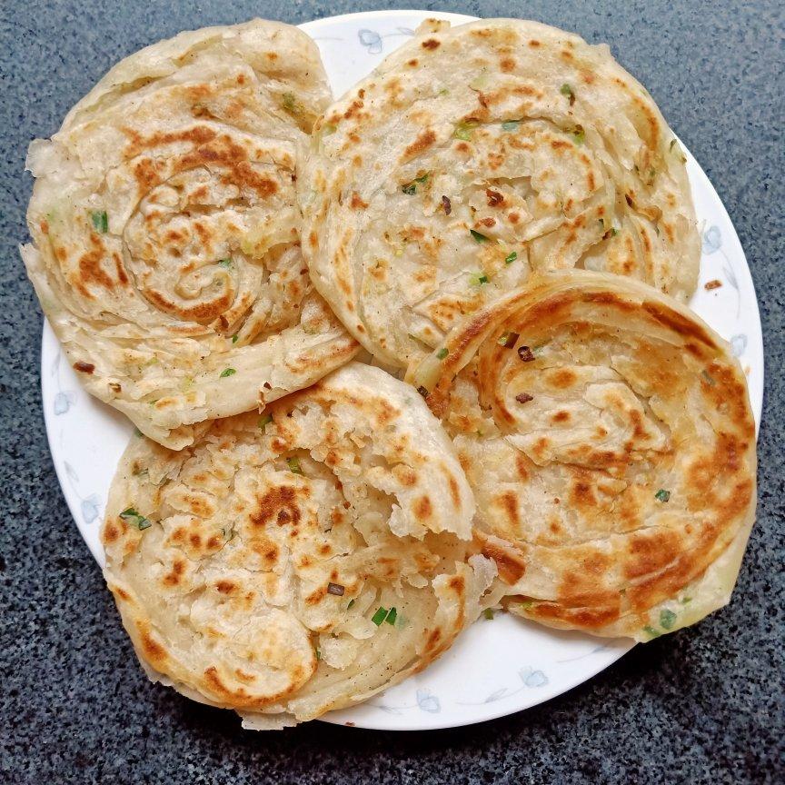 葱油饼（附外酥里嫩的技巧）