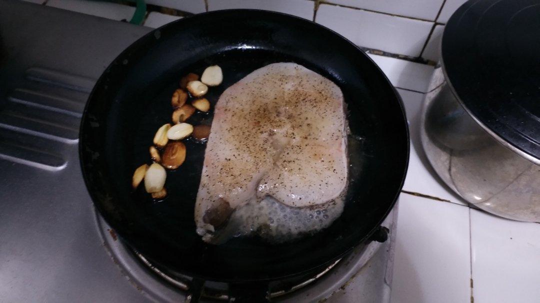 香煎鳕鱼