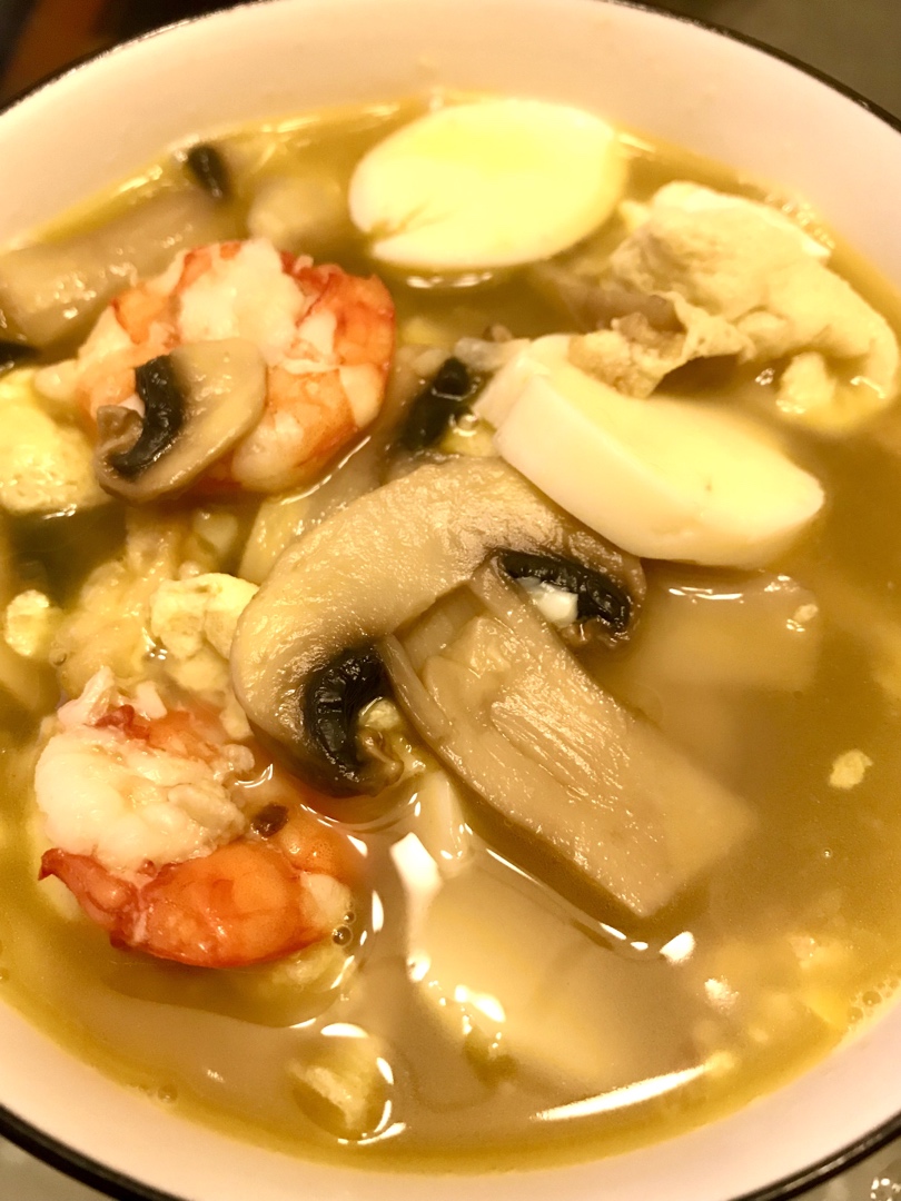 香菇虾仁豆腐汤