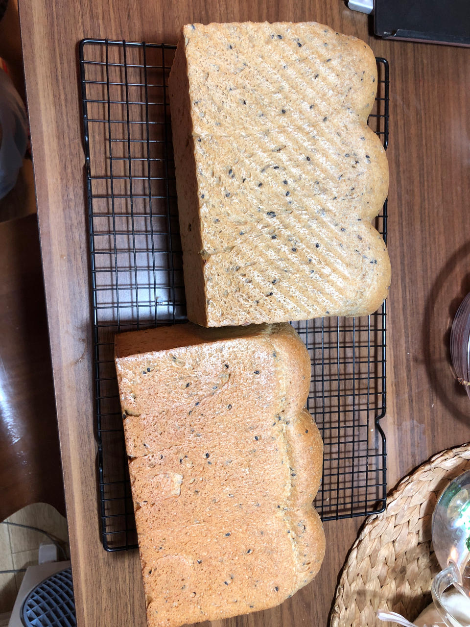 65%全麦吐司 王后粗麸/粗粒全麦粉 无奶低糖低油也可以很松软的粗粒全麦吐司