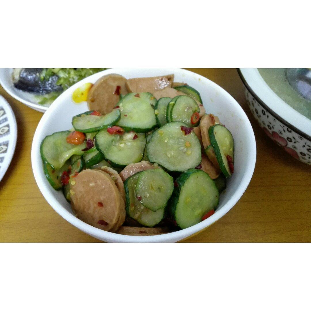 黄瓜炒火腿肠