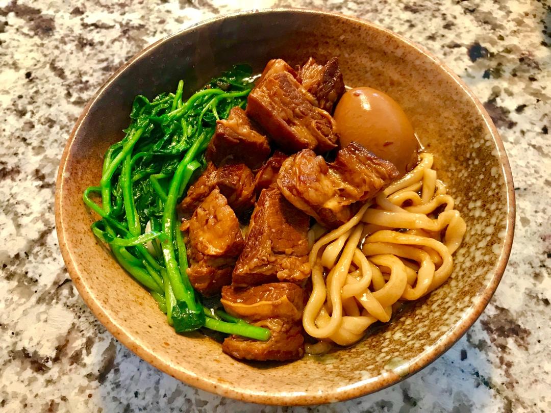 家庭版兰州牛肉面—拉条子