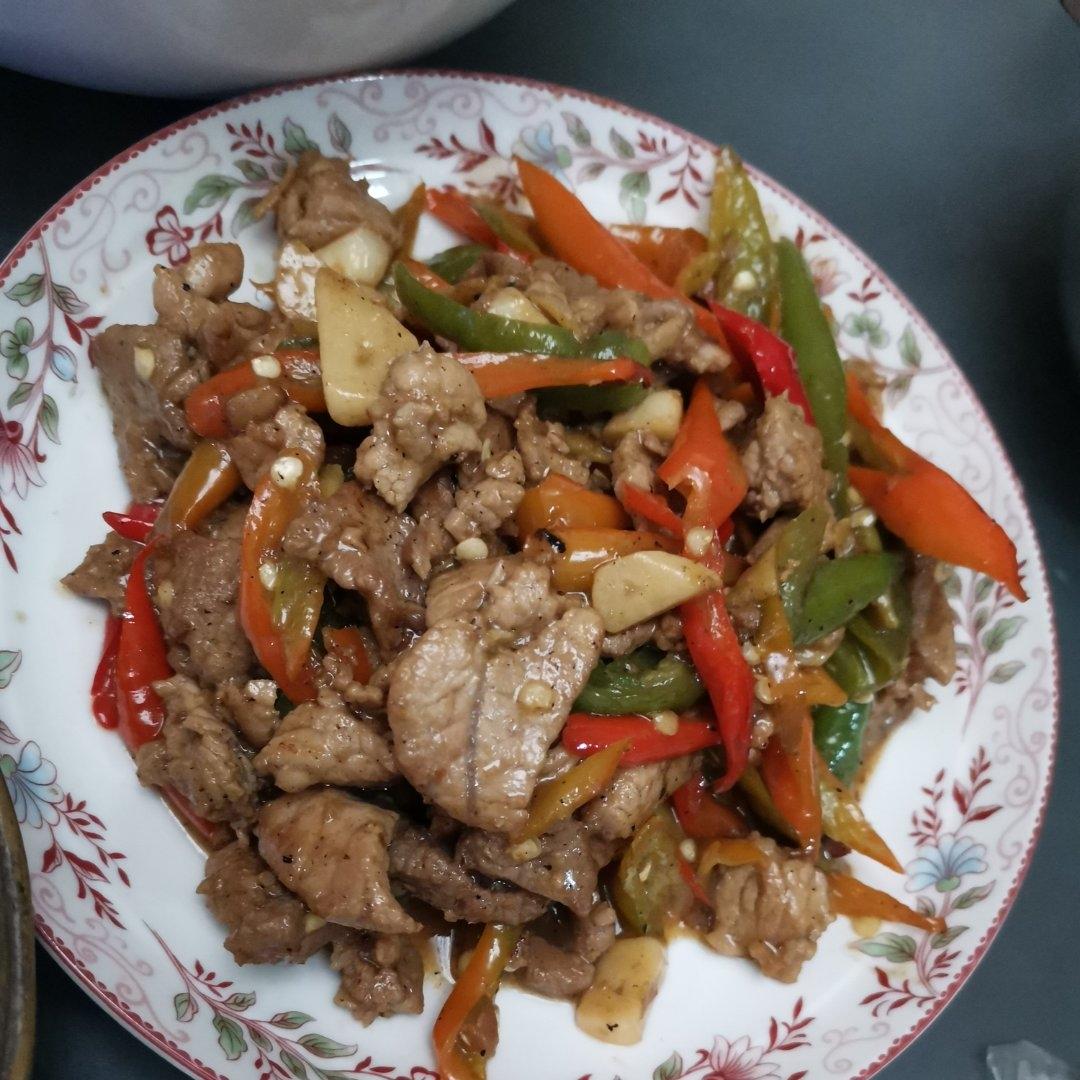 家常菜青椒炒肉