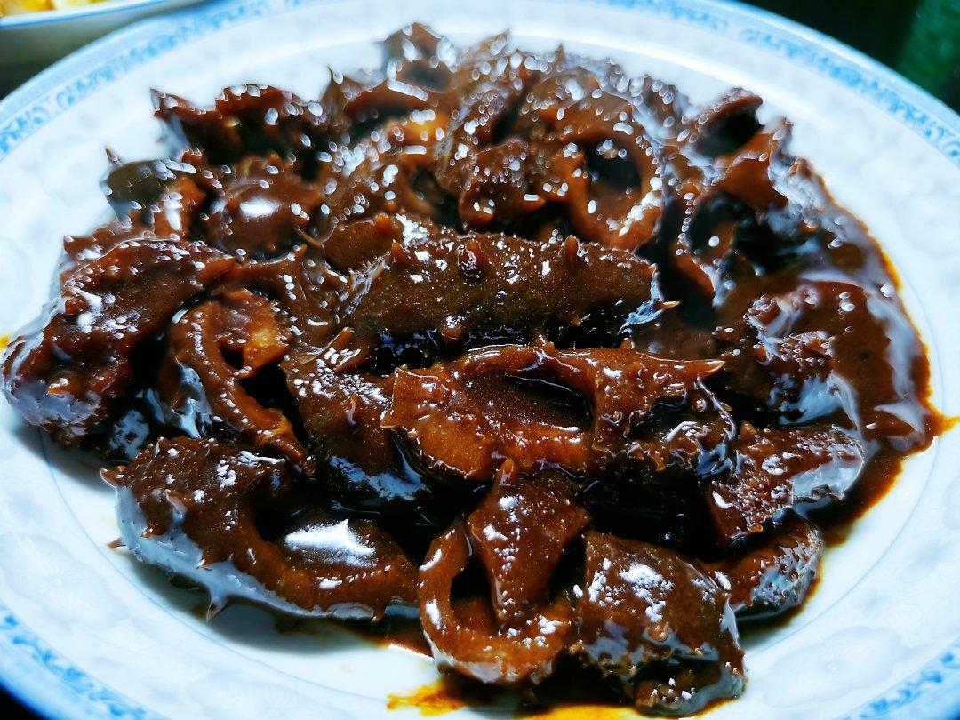 鲁菜葱烧海参