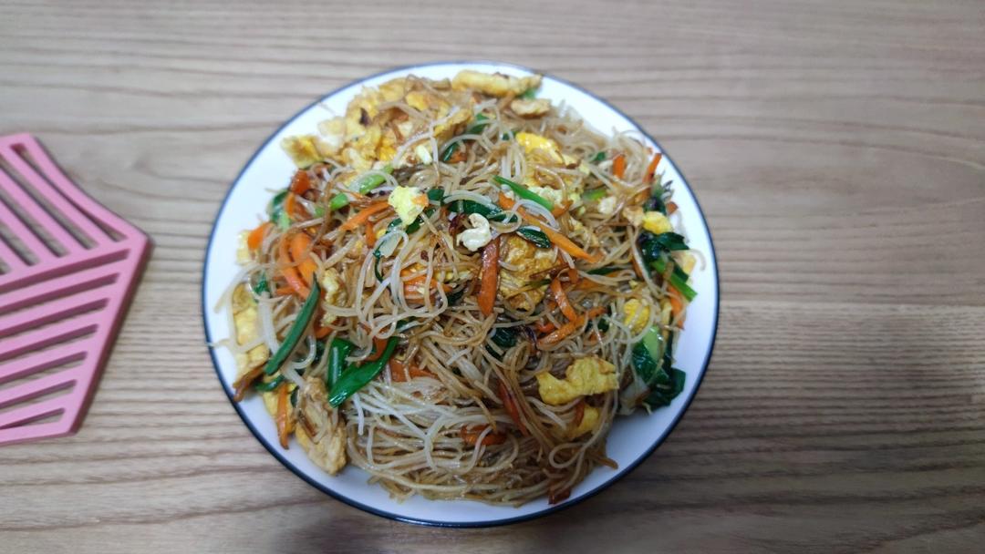 鸡蛋炒米粉，正确泡发干米粉，不碎、不坨、不粘锅、口感Q弹