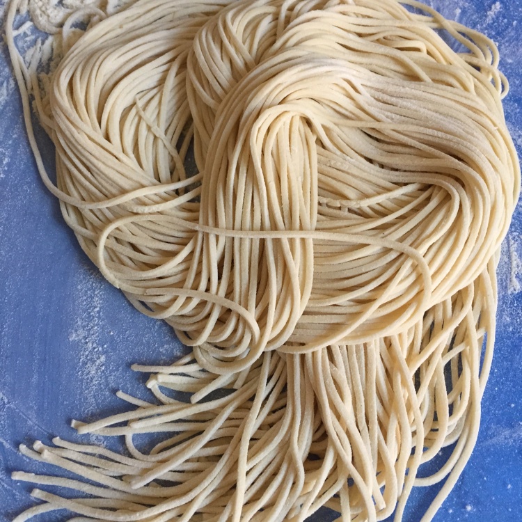 手工面条之鸡蛋面条