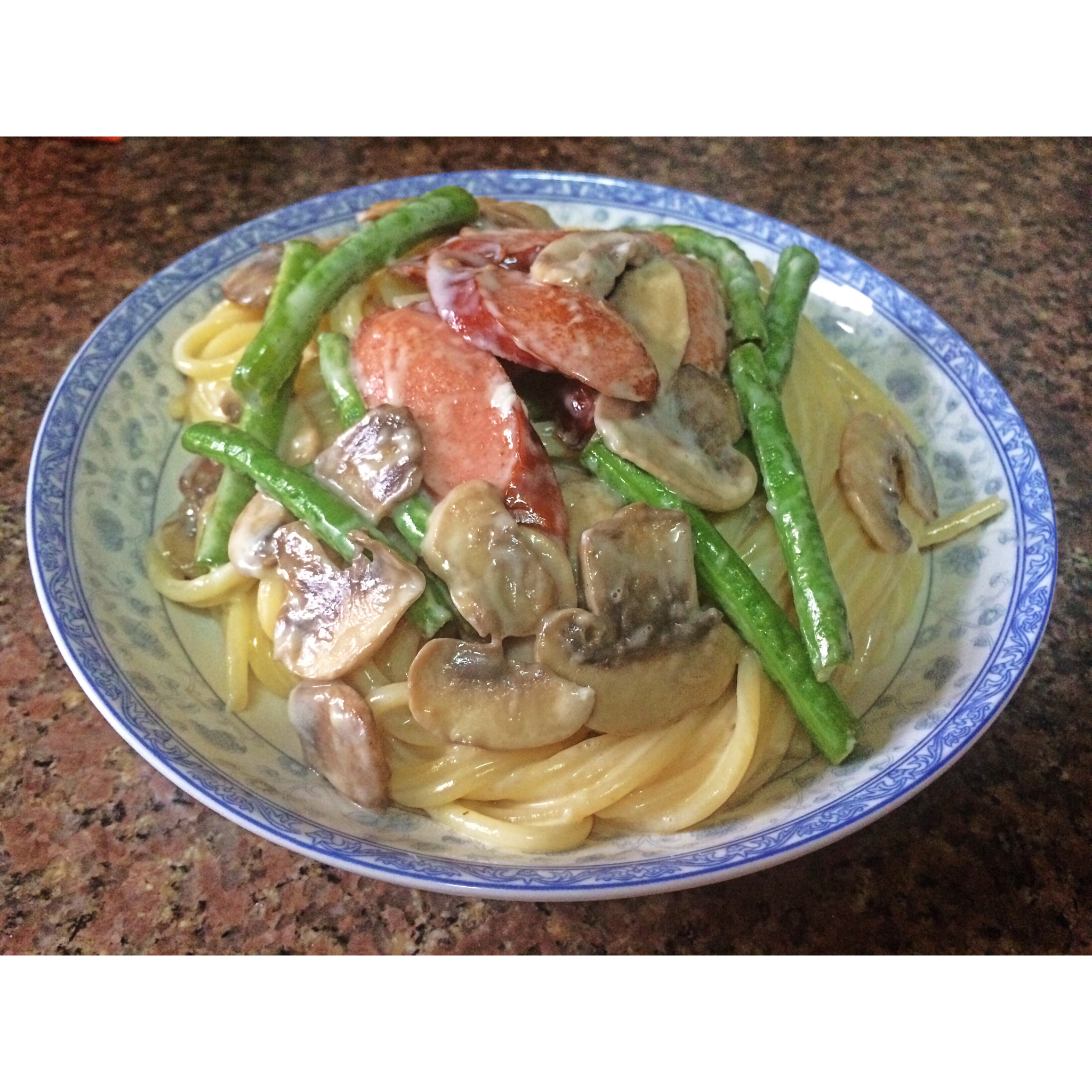 白汁蘑菇意面
