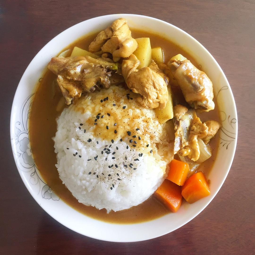 咖喱鸡肉饭