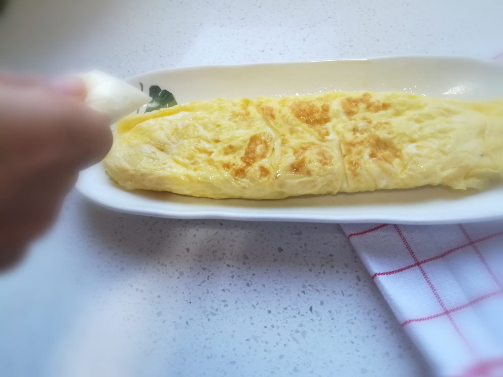 10分钟搞定美味营养早餐~鸡蛋卷（玉子烧）的做法 步骤11