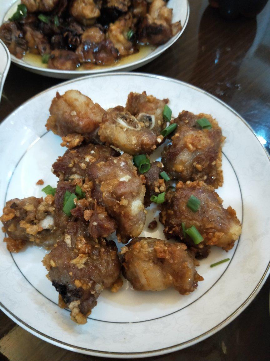 蒜香排骨