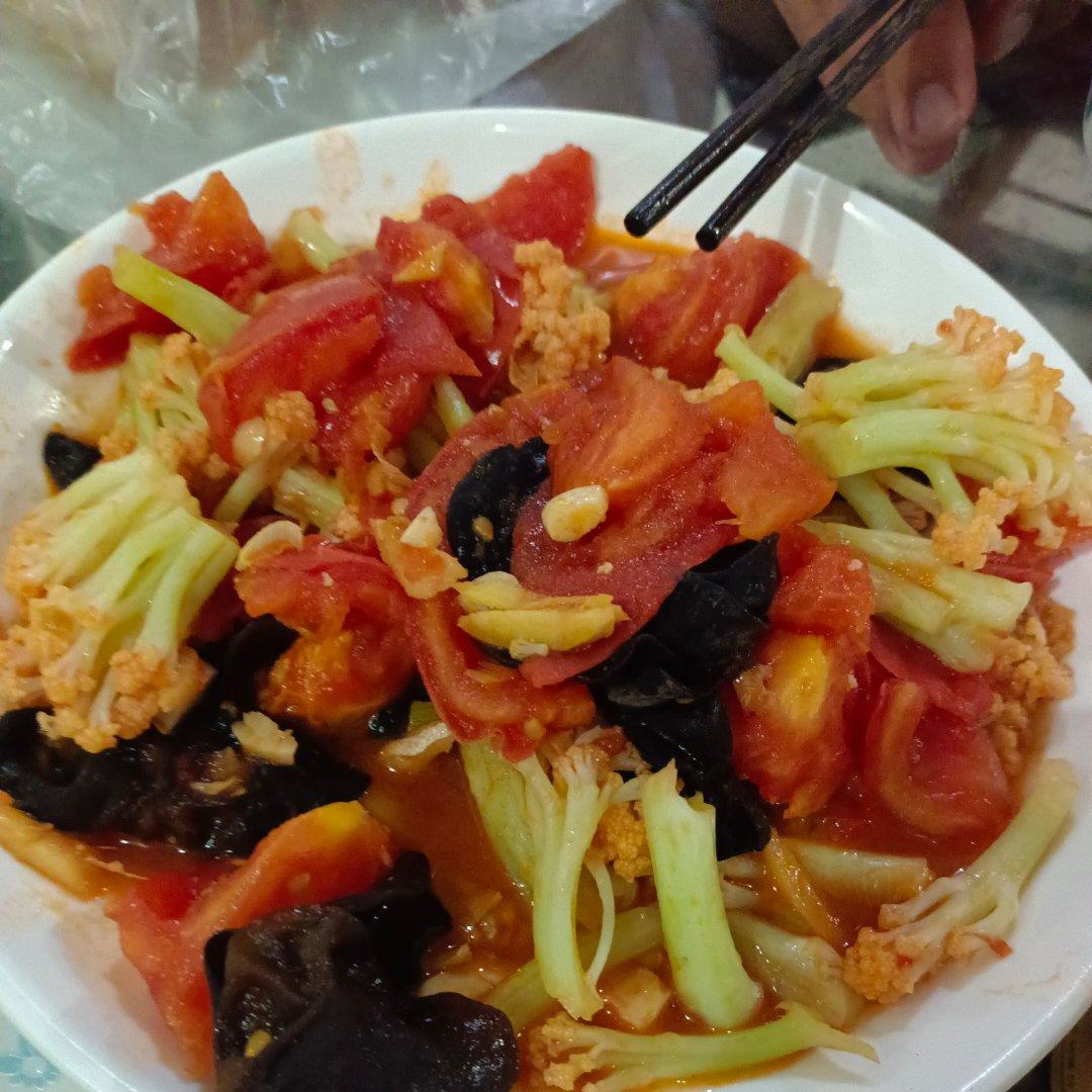 一年四季的开胃下饭素菜！有机菜花木耳炒番茄鸡蛋