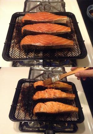 烤鲑鱼的做法 步骤5