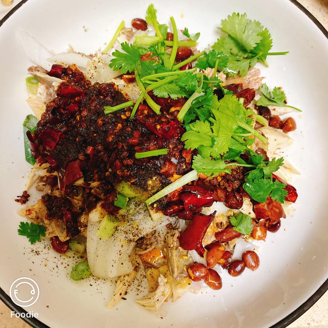 夜市下酒菜手撕鸡架麻辣鲜香在家也能做的做法