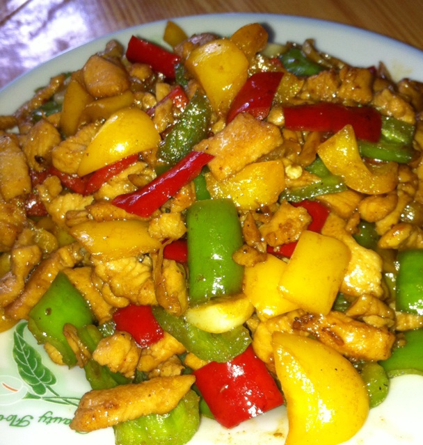 彩椒炒鸡丁