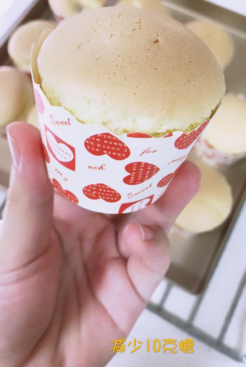 蛋香十足の海绵杯子蛋糕，伴手礼好选择。
