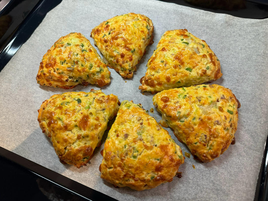 超级好吃的咸味司康Savoury Scones