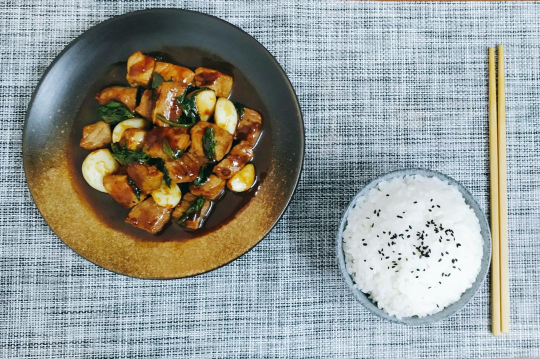 听起来就很好吃的黑椒蒜子牛肉粒