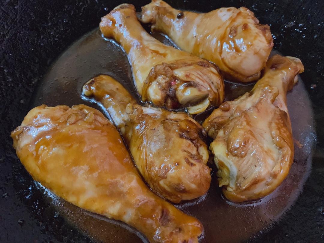秘制酱油鸡腿