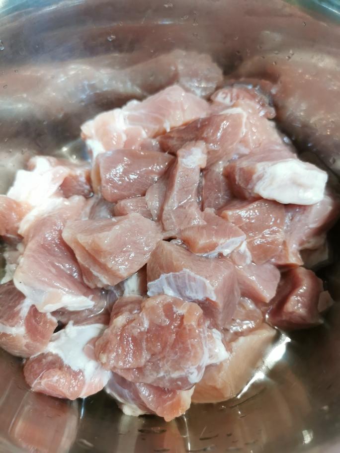 水仙菱角红烧肉的做法步骤图 怎么做好吃 哈哈嘿徐 下厨房