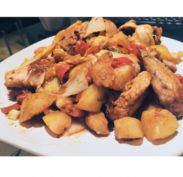 香辣土豆烧鸡块