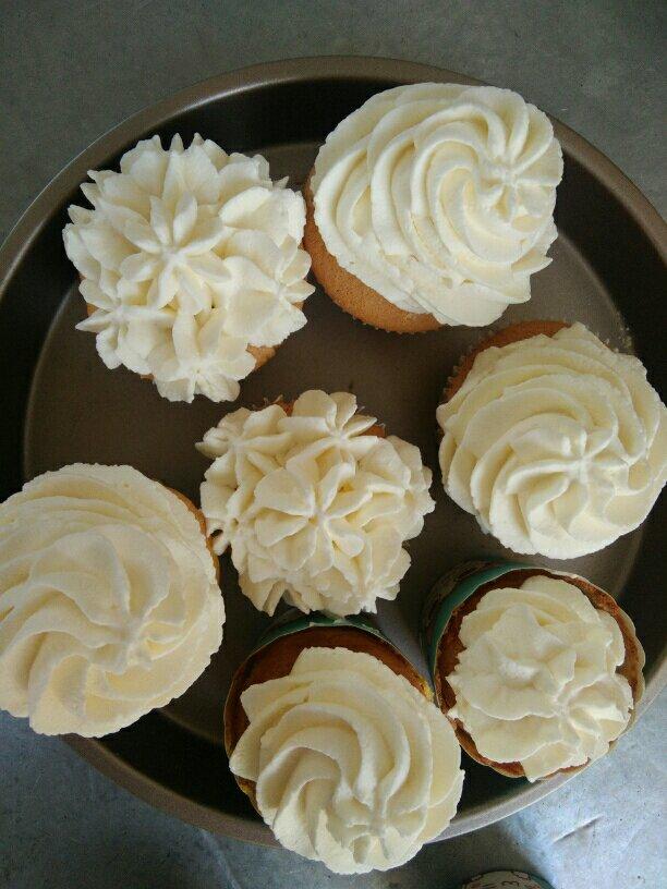 奶油戚风杯子蛋糕