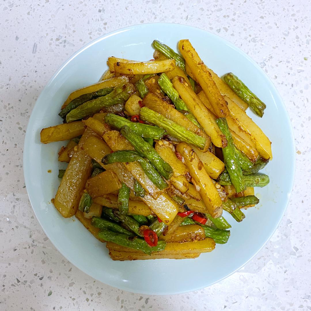 下饭菜土豆煎豆角的做法