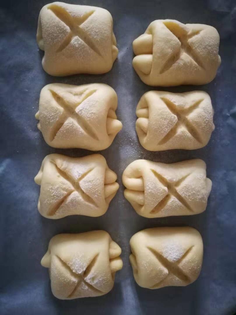 云朵牛奶面包