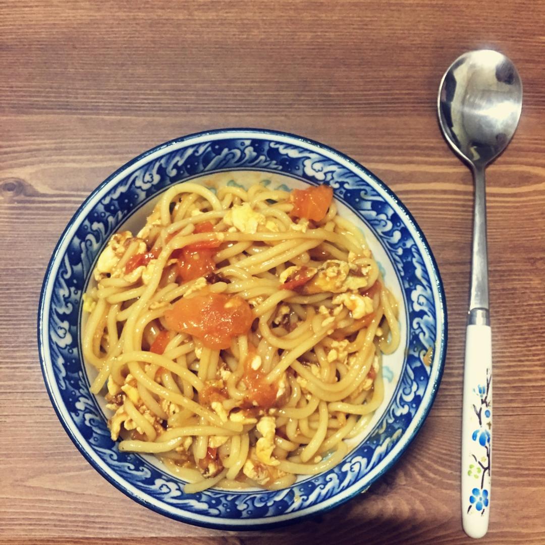 西红柿蛋炒面