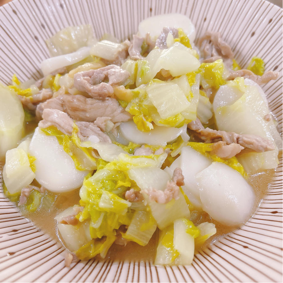 不挑锅、不焦不沾的黄芽菜肉丝炒年糕