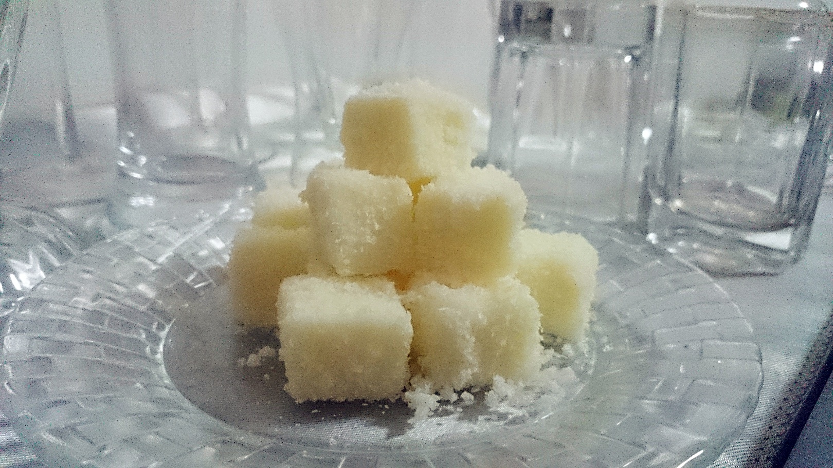 完胜85度C牛奶椰丝小方