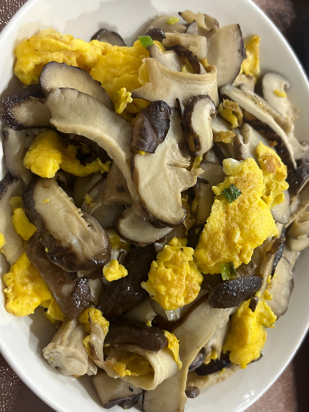 香菇炒鸡蛋