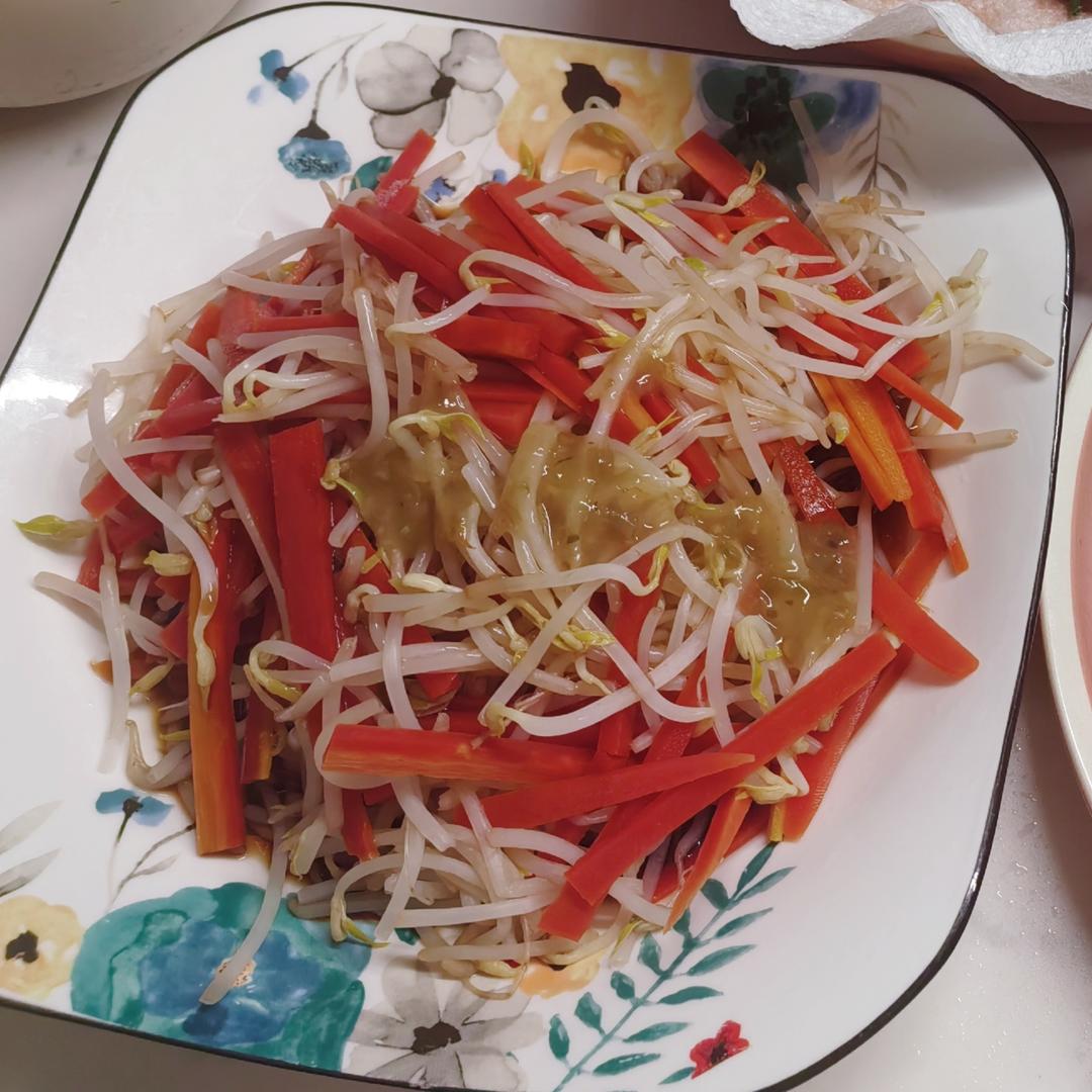 凉拌绿豆芽
